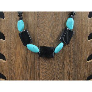 16" Silver Tone Black And Blue Stones Necklace Vintage Costume Jewelry Beautiful